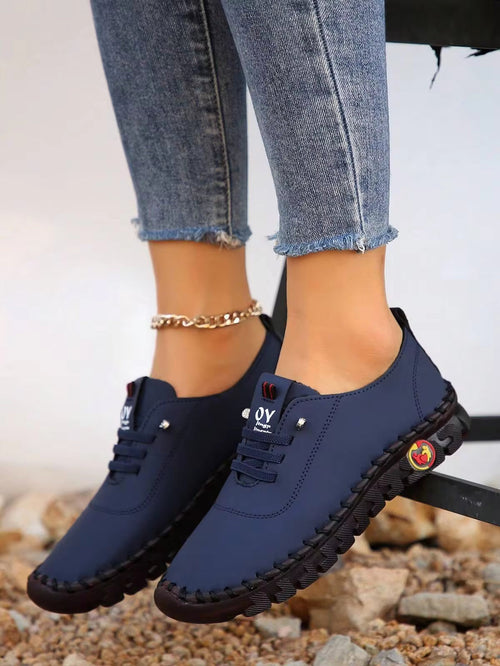 2026 New Women's Lace-Up Flat Mom Shoes, Non-Slip Soft Sole, Large Size, Hand-Stitched Bottom Casual Shoes