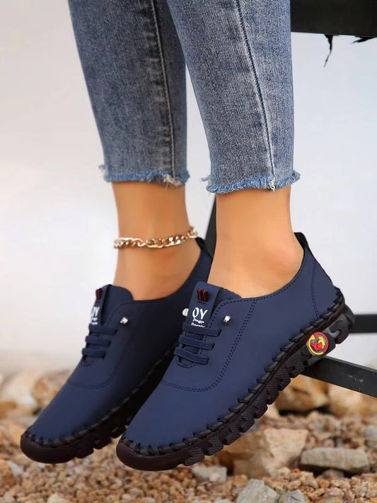 2026 New Women's Lace-Up Flat Mom Shoes, Non-Slip Soft Sole, Large Size, Hand-Stitched Bottom Casual Shoes